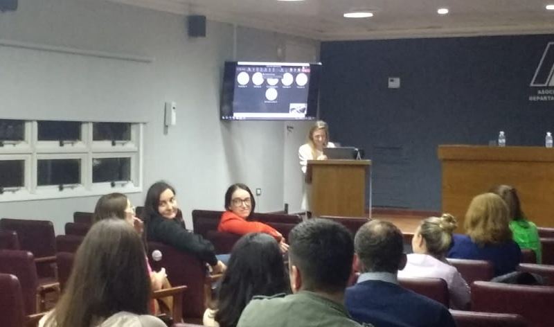 Educación contínua: se realizó un nuevo Ateneo Clínico class=