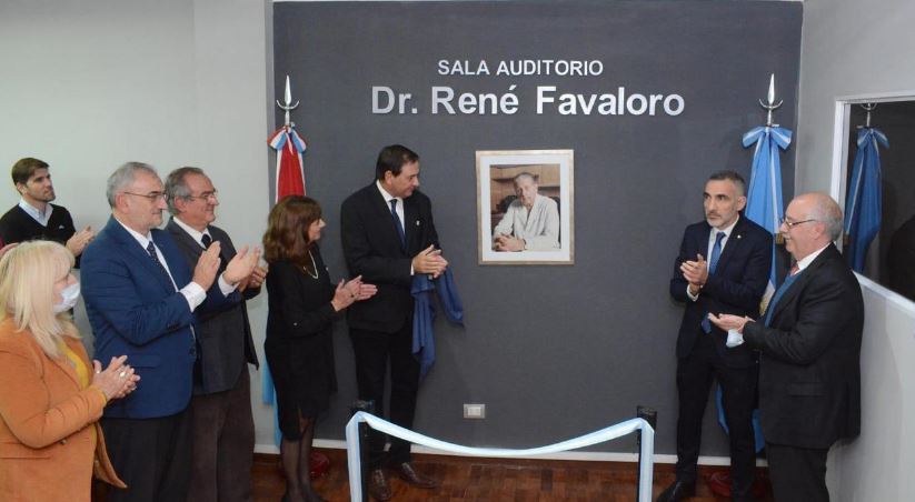 Re-inaguración del auditorio "Dr. René G. Favaloro" class=