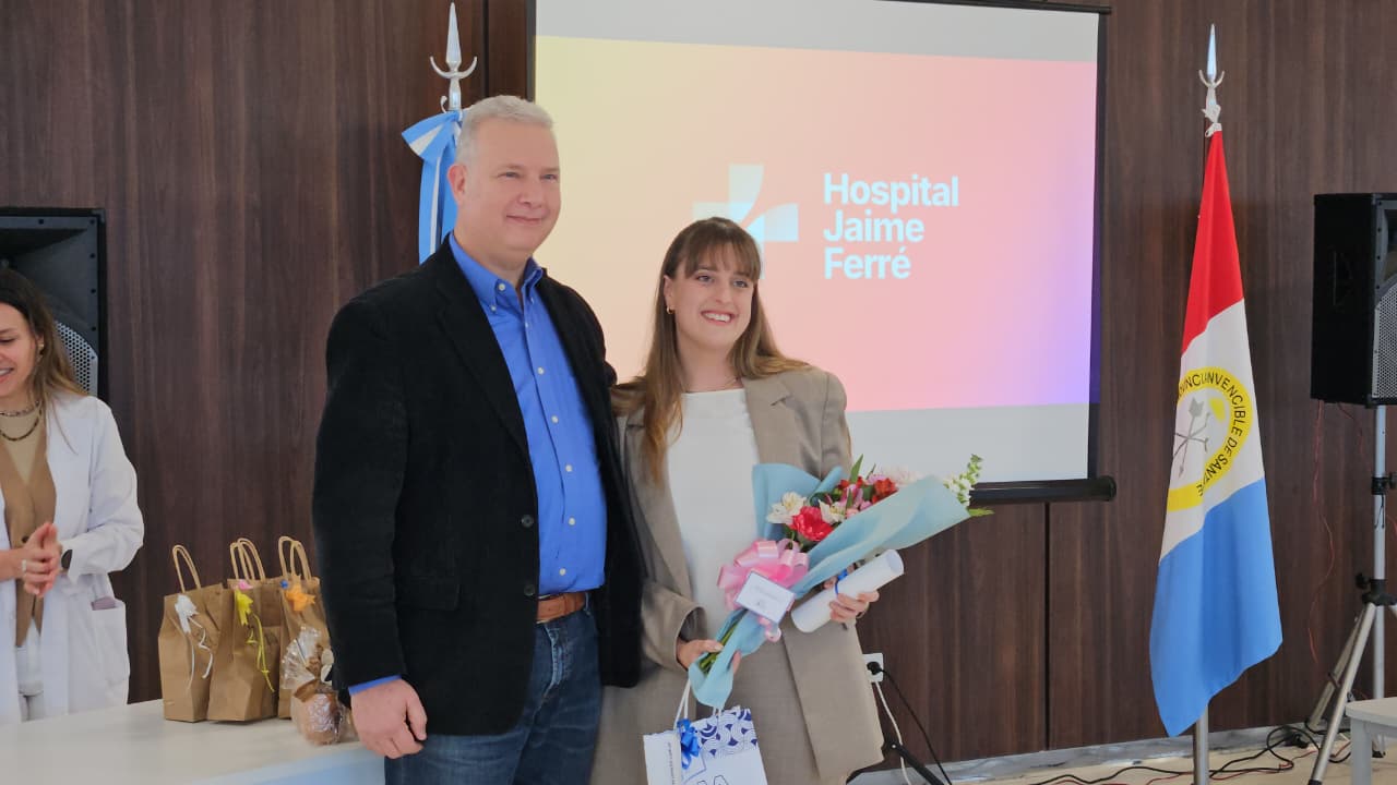 La Asociación Médica participó del Acto de Colación de Residencias y Concurrencias Médicas del Hospital Jaime Ferré class=